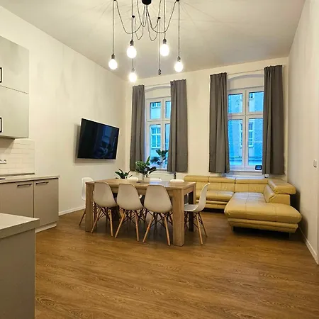 Apartmán Maxmilian**** S Parkovanim Zdarma Karlovy Vary